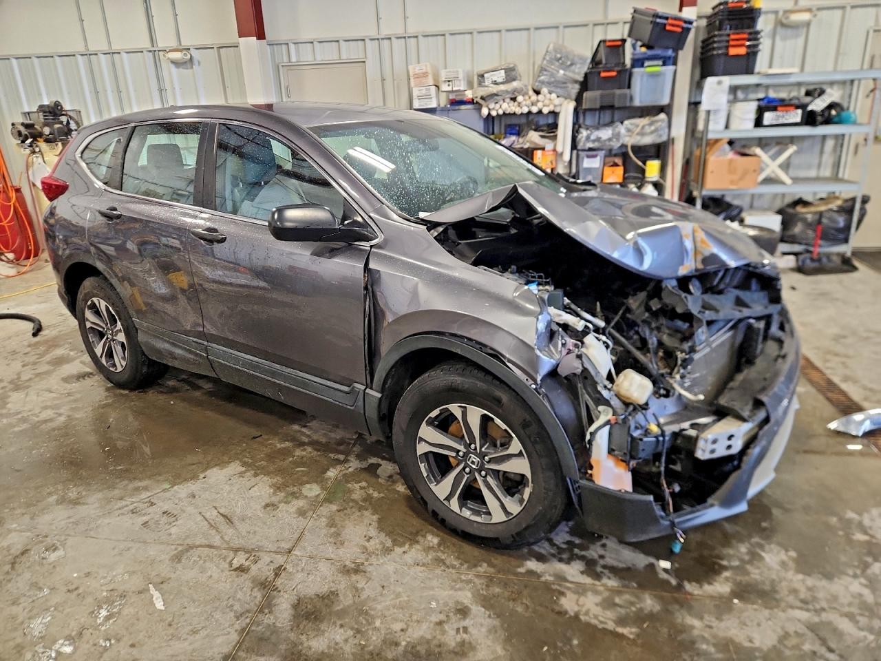 2017 HONDA CR-V LX photo 4