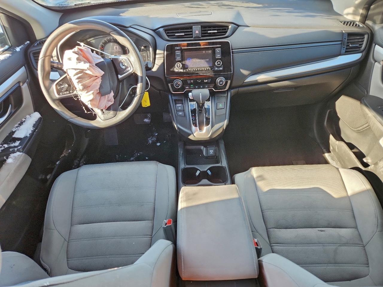 2017 HONDA CR-V LX photo 8