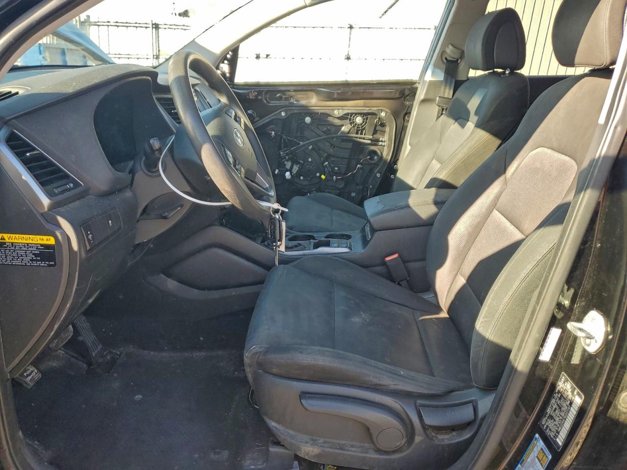 2016 HYUNDAI TUCSON SE photo 7