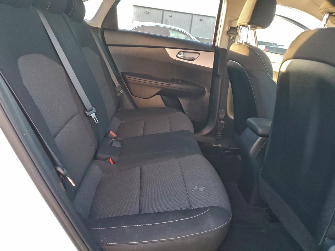 2024 KIA FORTE LX photo 10