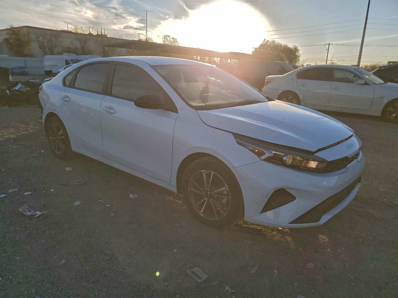 2024 KIA FORTE LX photo 4