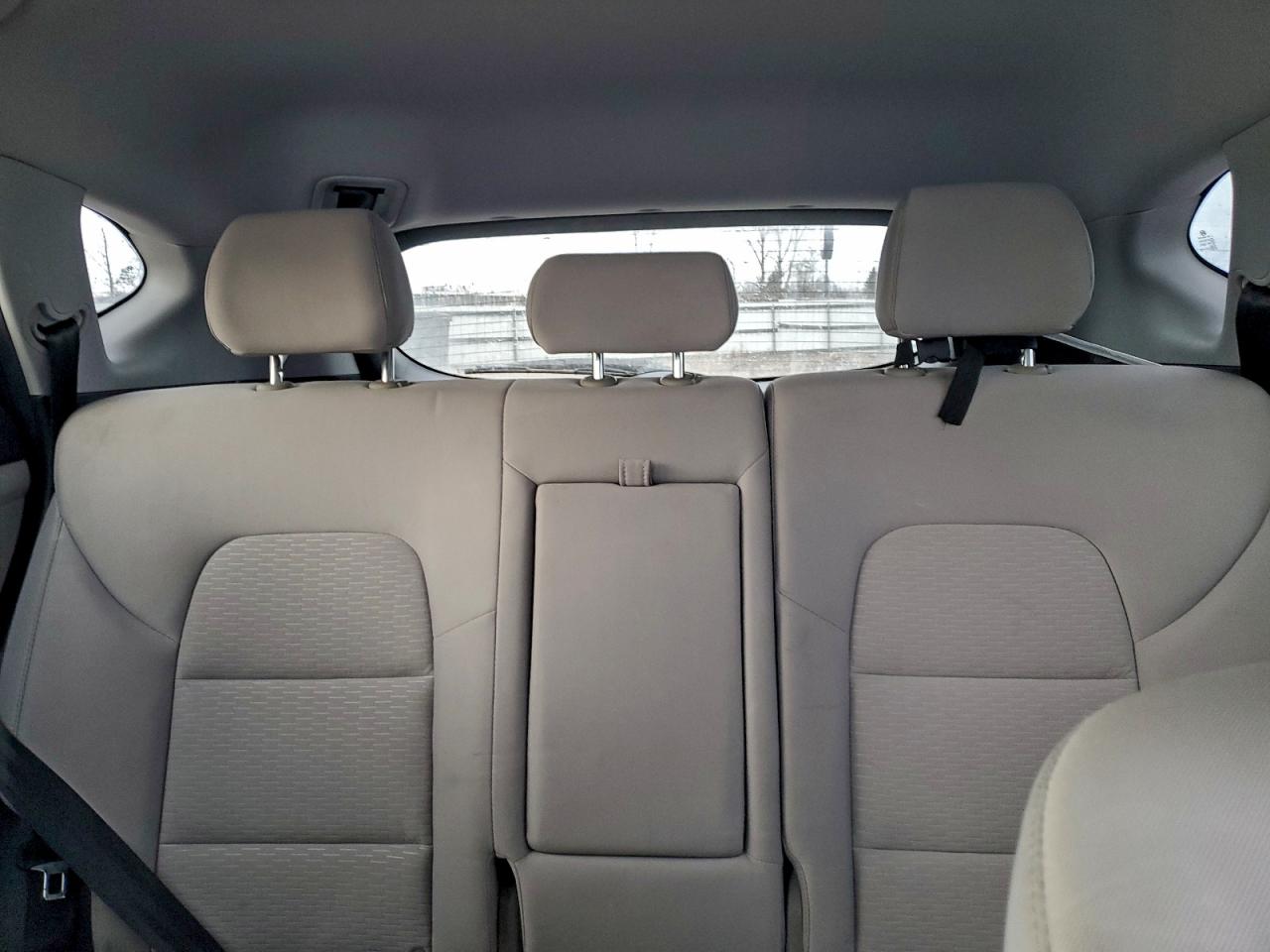 2019 HYUNDAI TUCSON SE photo 10