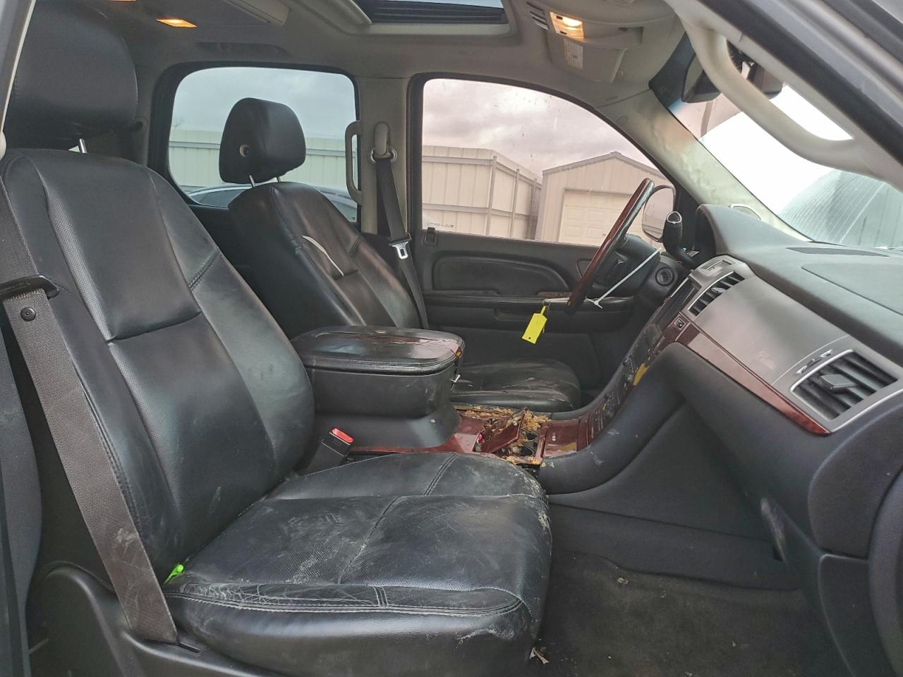 2007 CADILLAC ESCALADE LUXURY photo 7