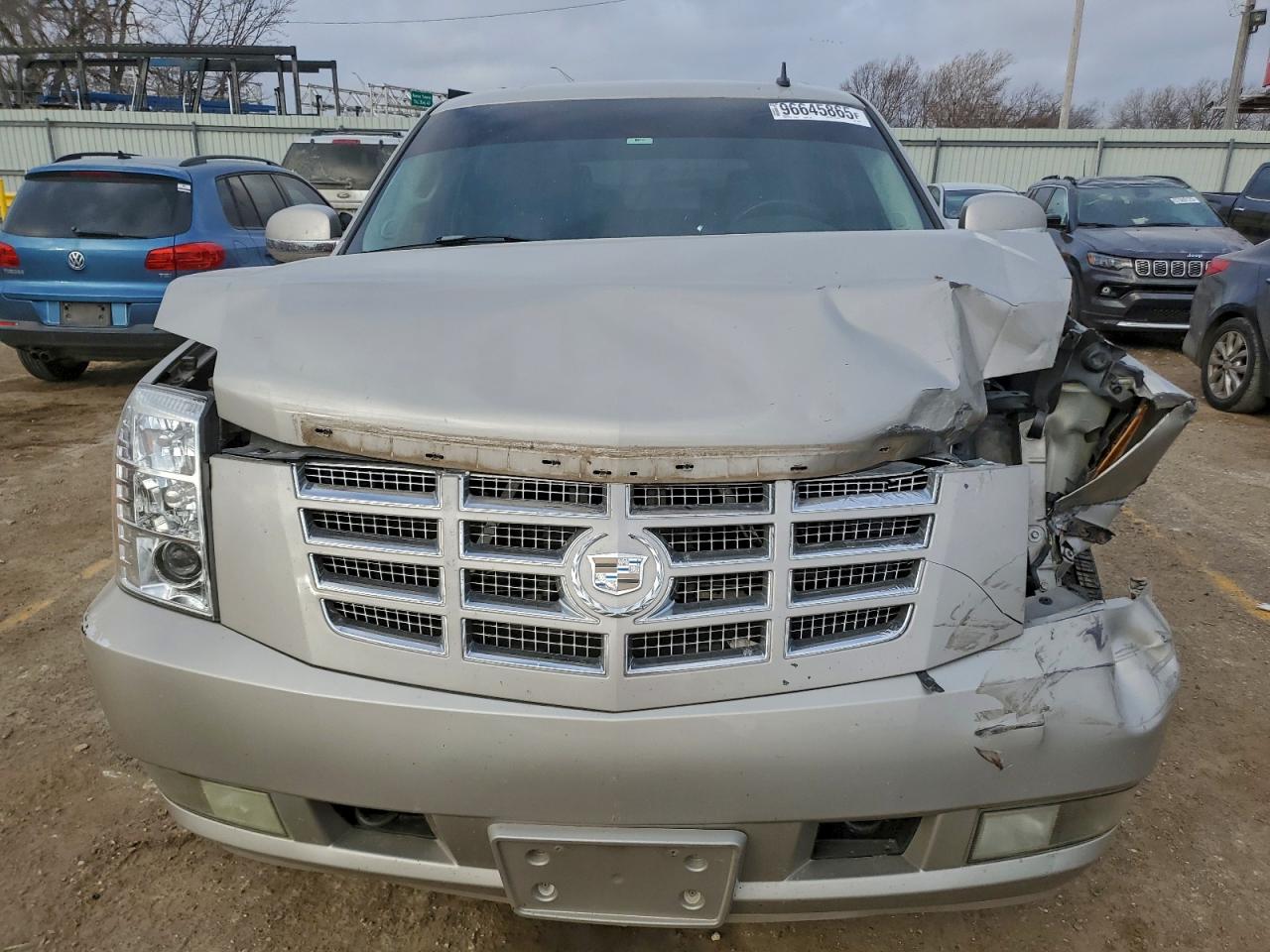 2007 CADILLAC ESCALADE LUXURY photo 5