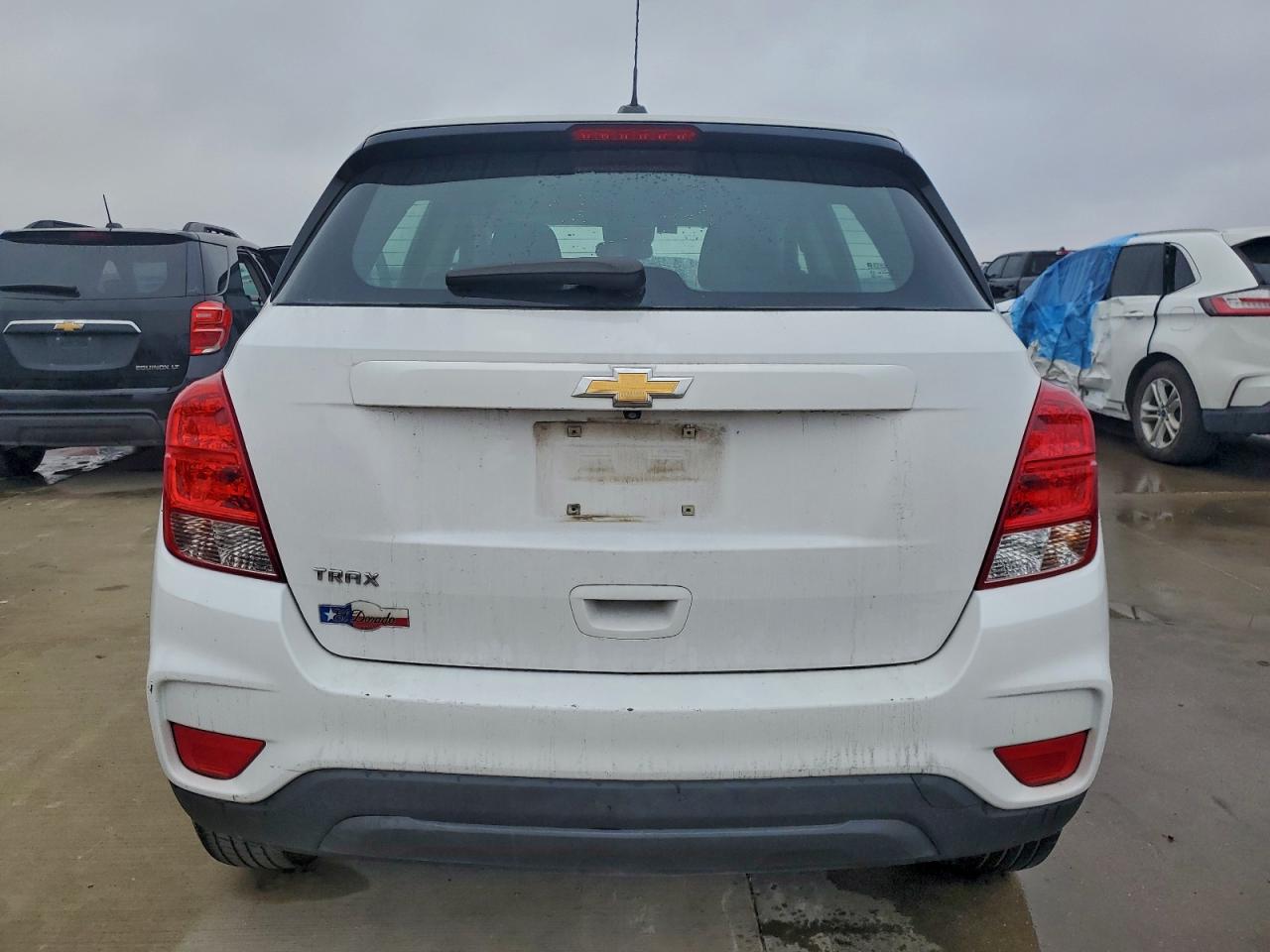 2018 CHEVROLET TRAX LS photo 6
