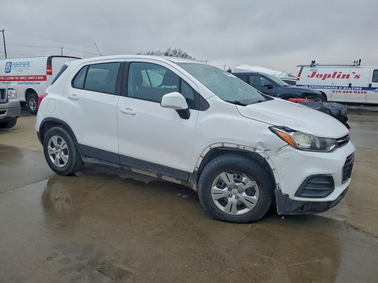 2018 CHEVROLET TRAX LS photo 4