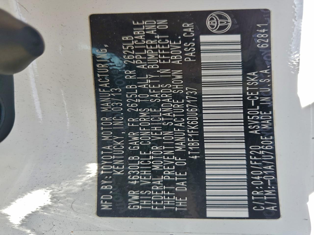 2013 TOYOTA CAMRY L photo 12