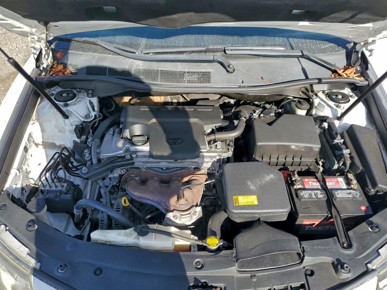 2013 TOYOTA CAMRY L photo 11
