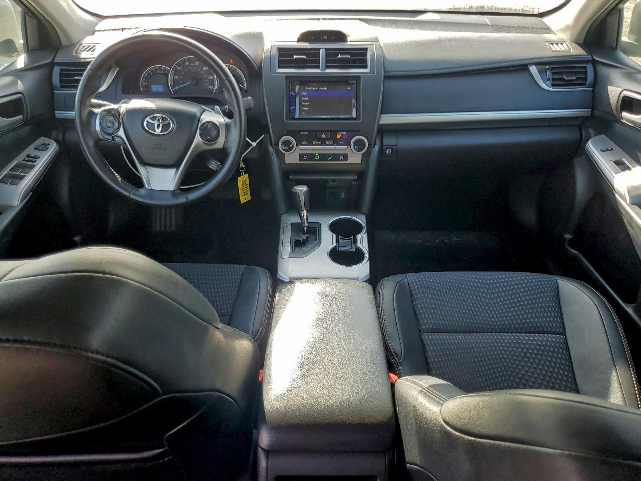 2013 TOYOTA CAMRY L photo 8