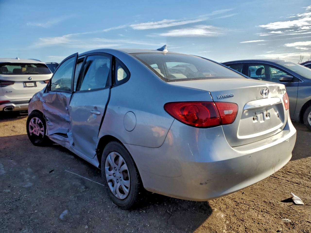 2010 HYUNDAI ELANTRA BLUE photo 2
