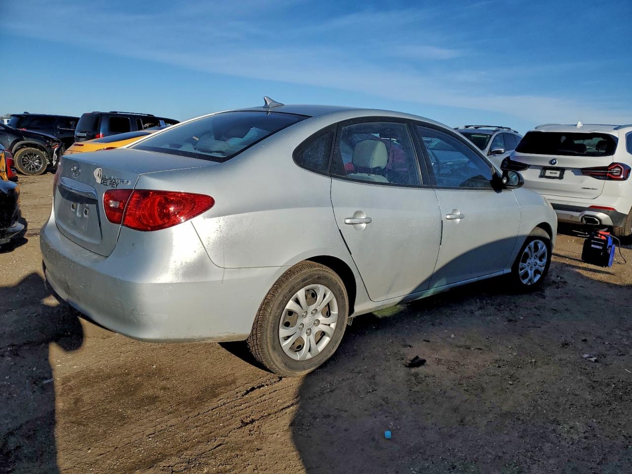 2010 HYUNDAI ELANTRA BLUE photo 3