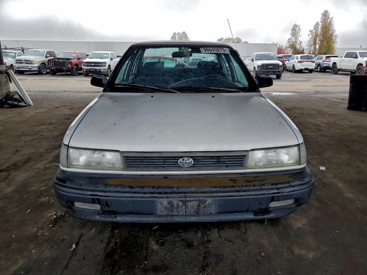 1991 TOYOTA COROLLA DLX photo 5