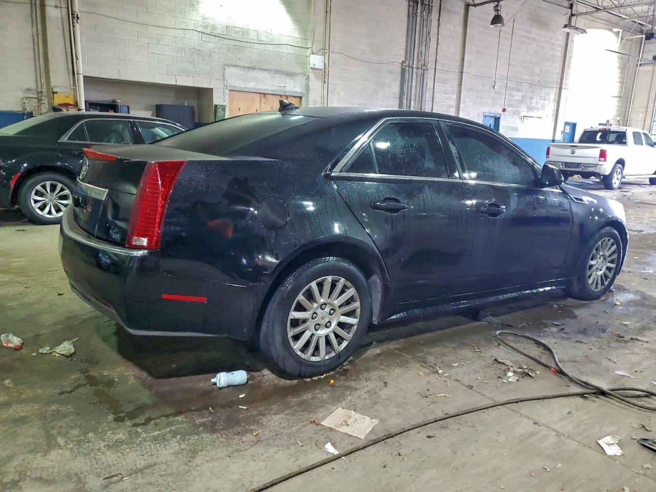 2011 CADILLAC CTS photo 3