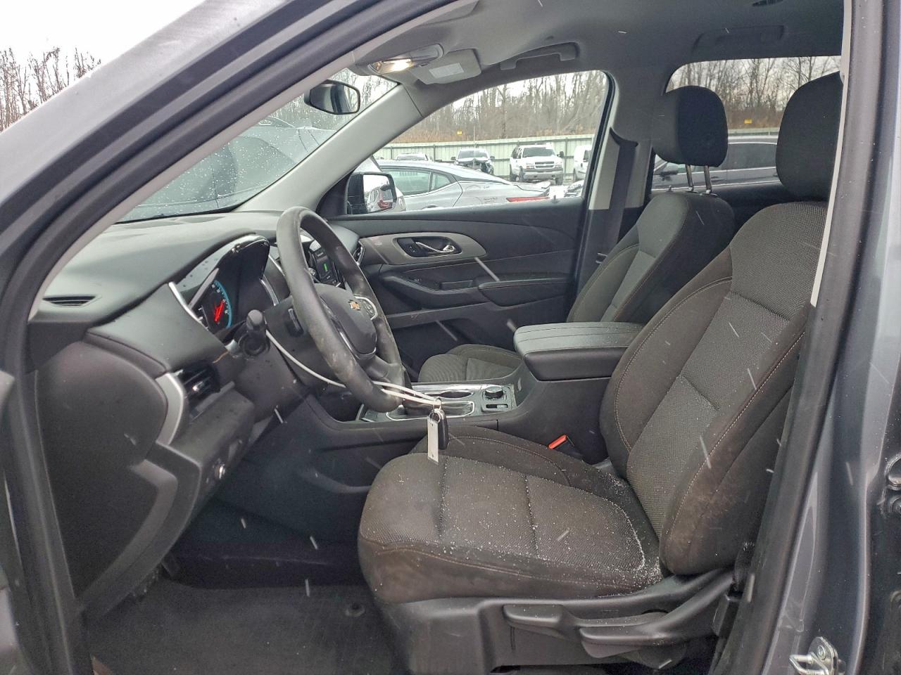 2020 CHEVROLET TRAVERSE LS photo 7