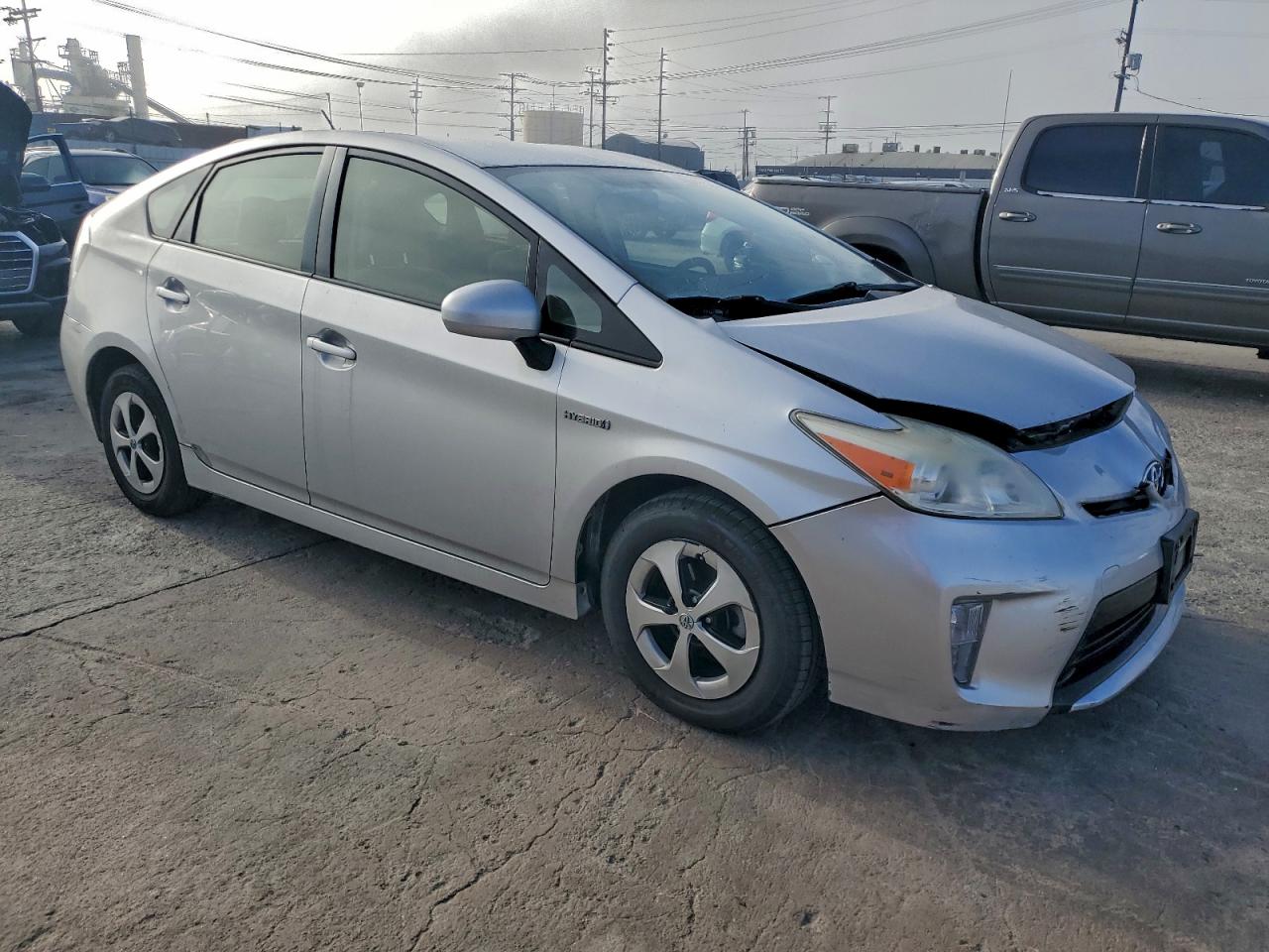 2012 TOYOTA PRIUS photo 4