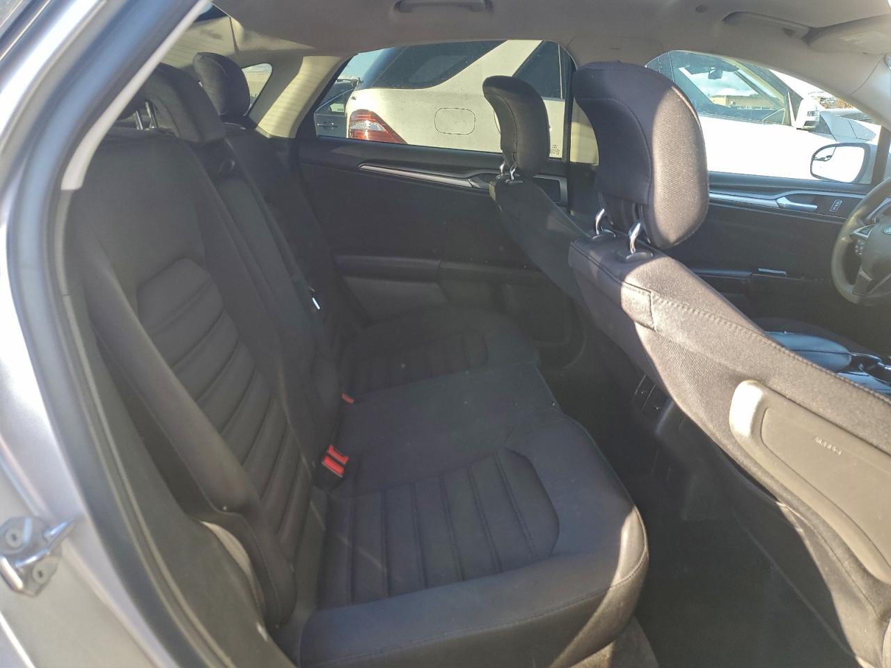 2015 FORD FUSION SE HYBRID photo 19