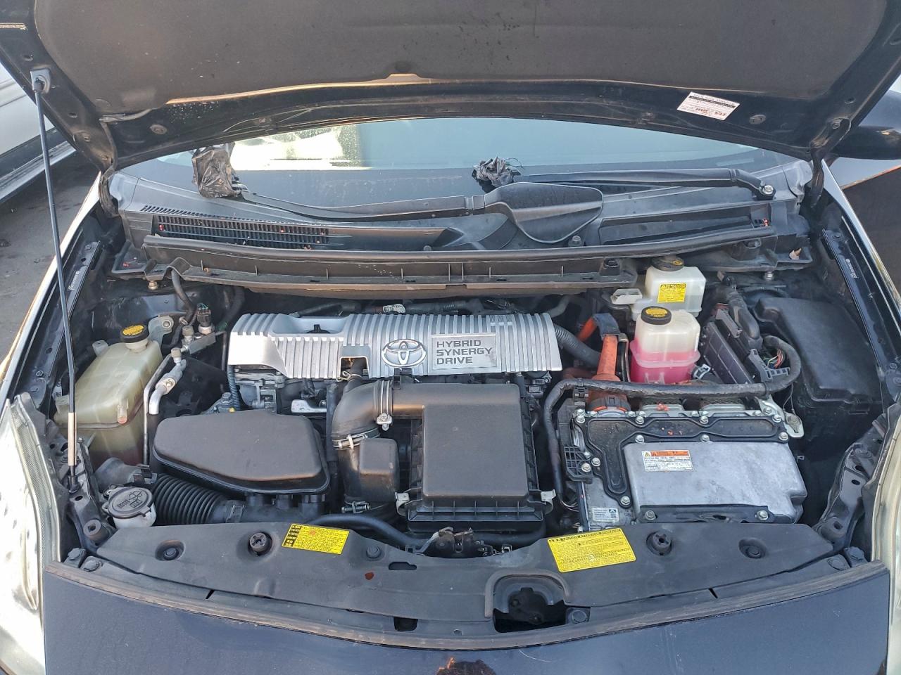 2011 TOYOTA PRIUS photo 11