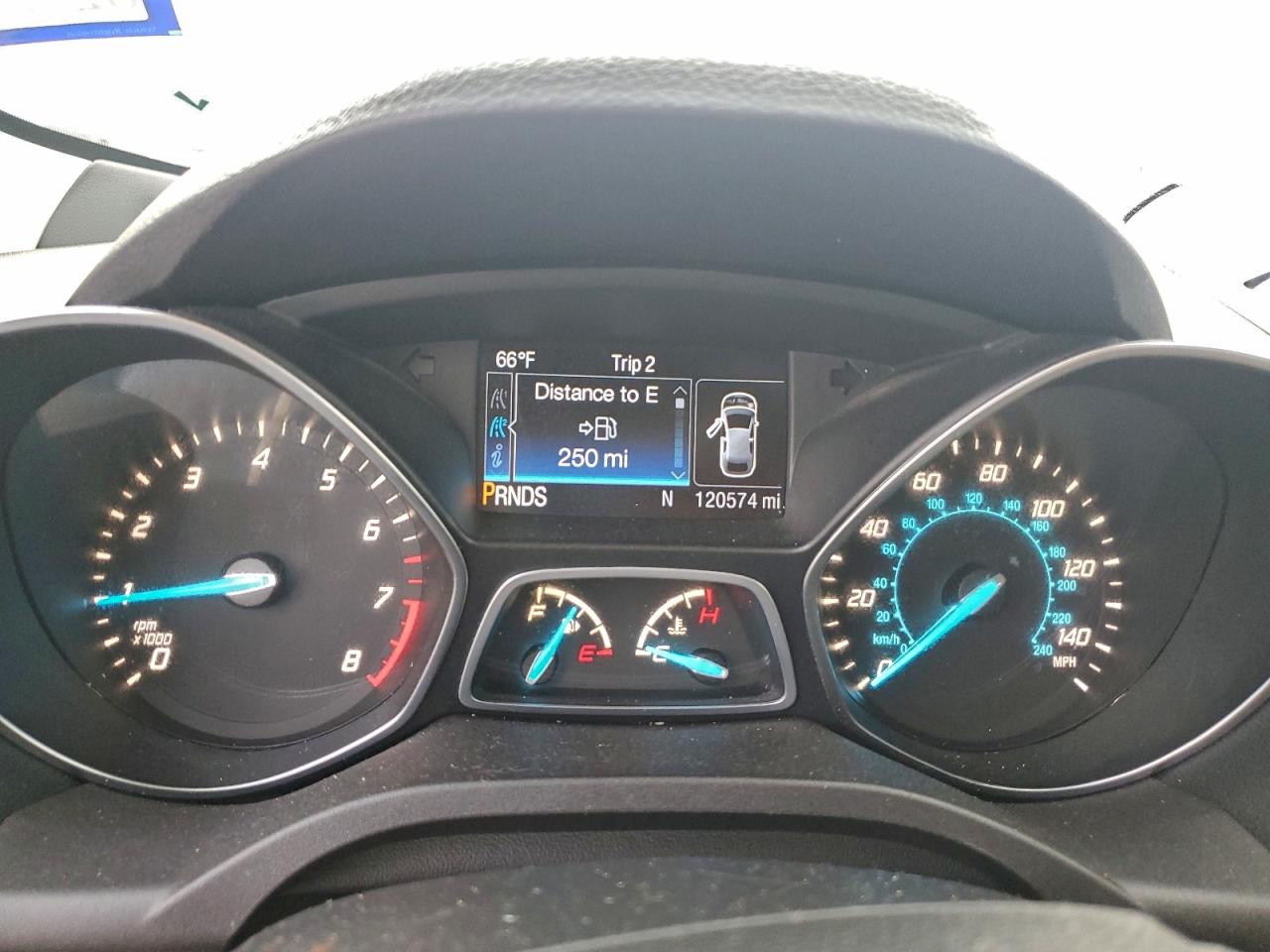 2016 FORD ESCAPE SE photo 9