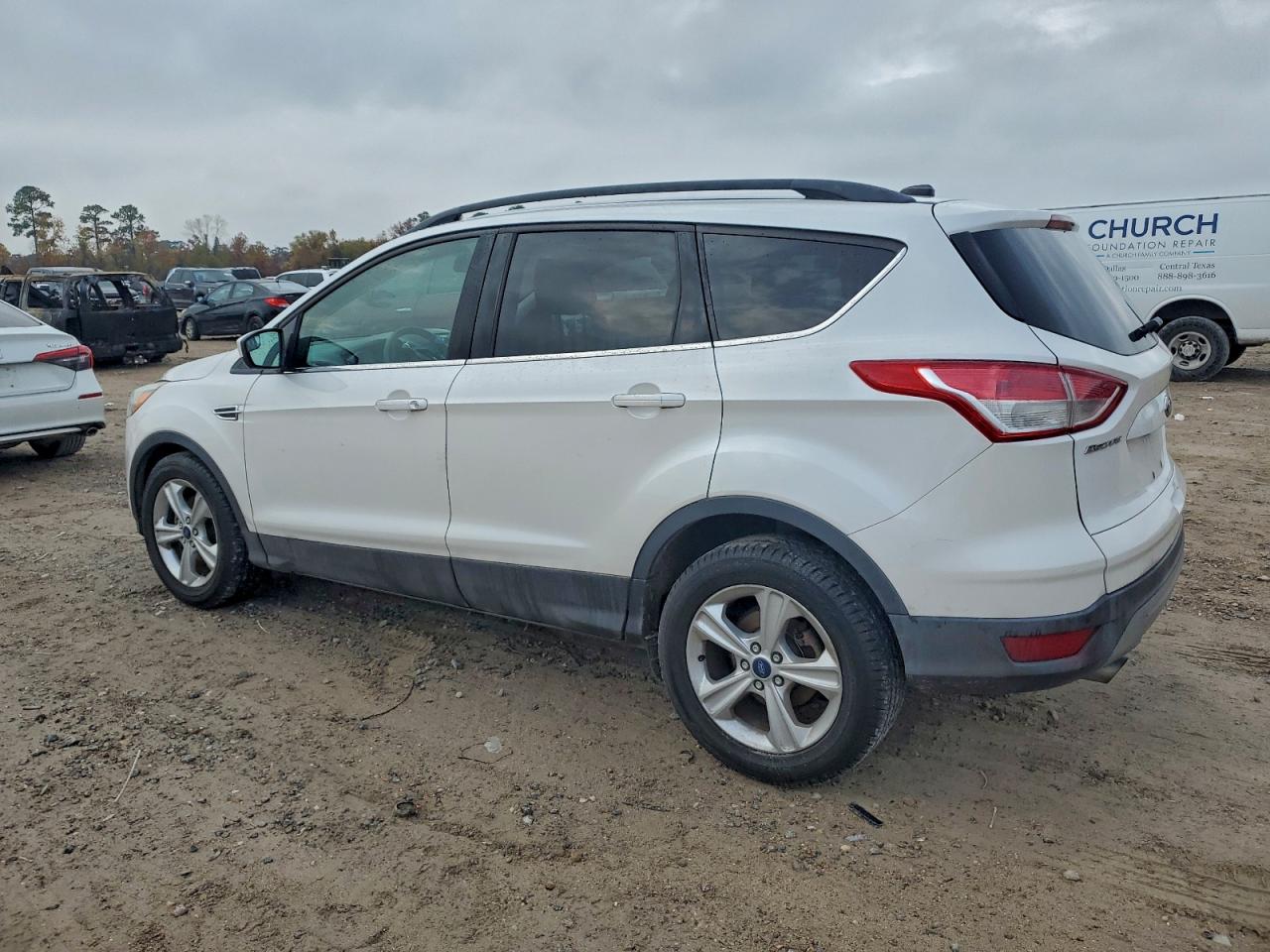 2016 FORD ESCAPE SE photo 2