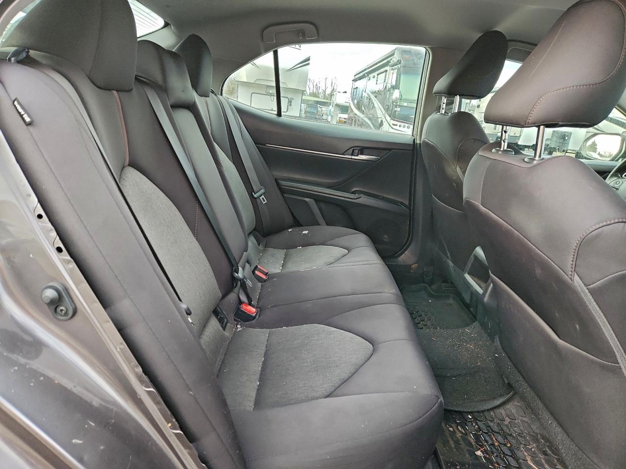 2019 TOYOTA CAMRY L photo 10