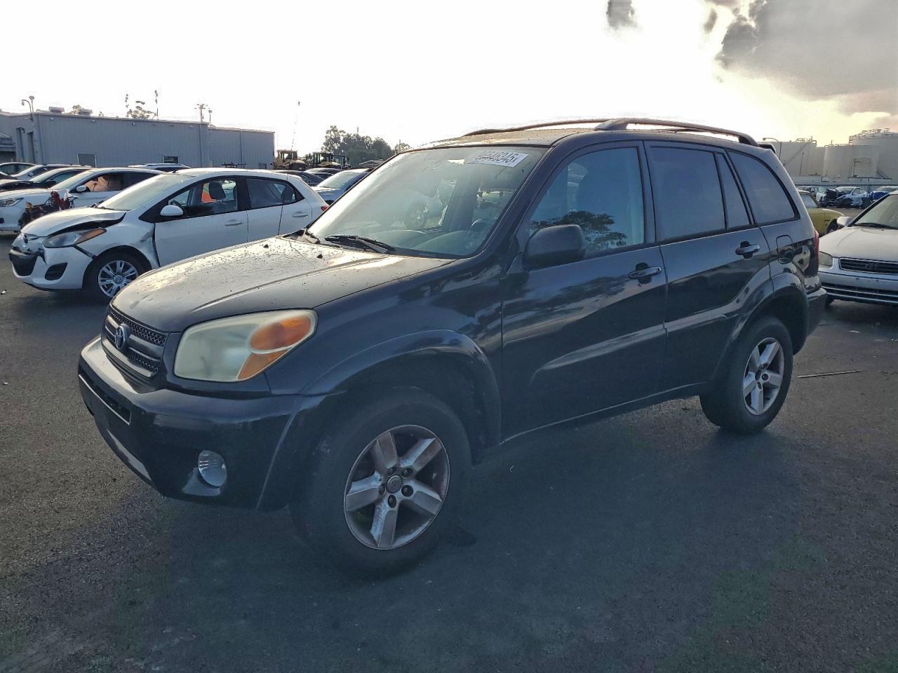 2004 TOYOTA RAV4