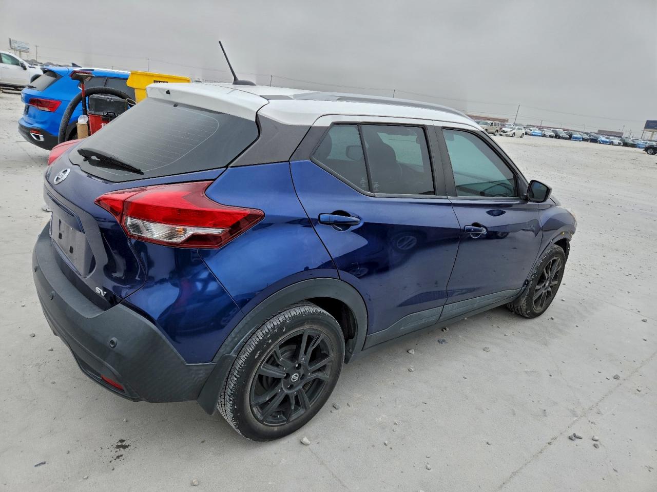 2020 NISSAN KICKS SV photo 3