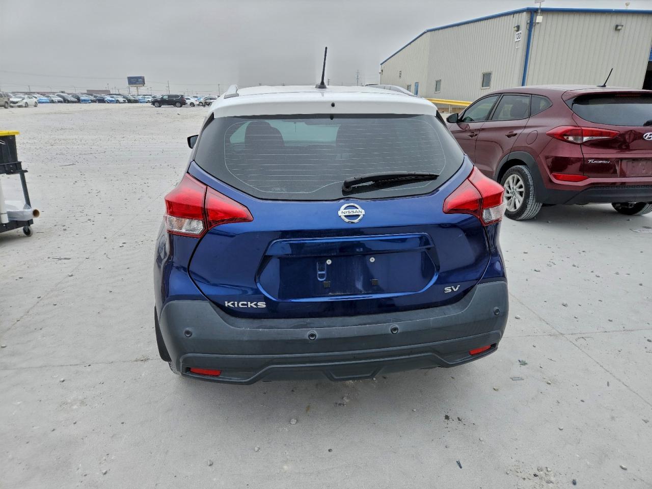 2020 NISSAN KICKS SV photo 6