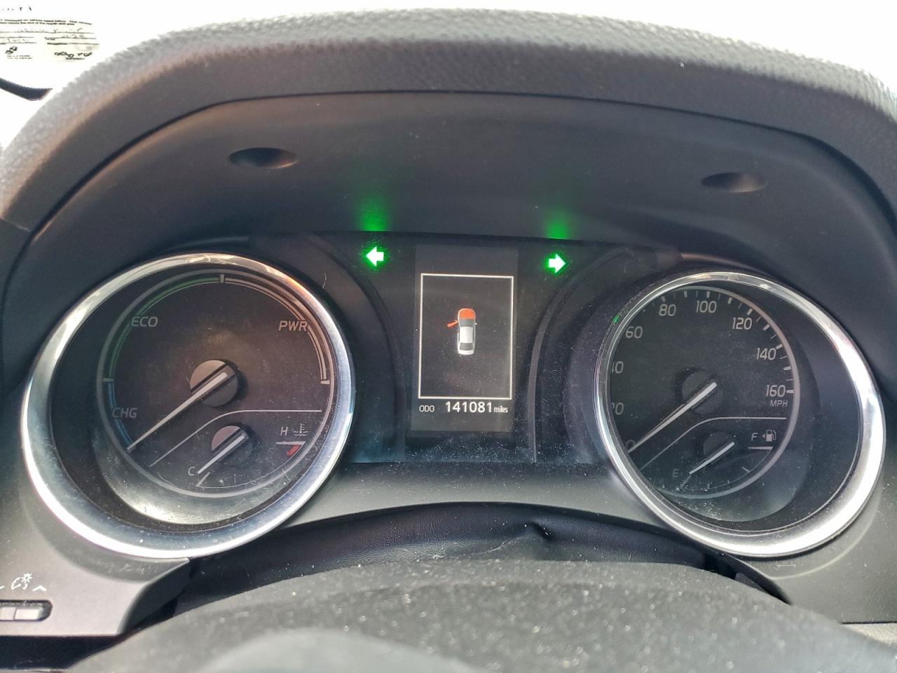 2020 TOYOTA CAMRY LE photo 9