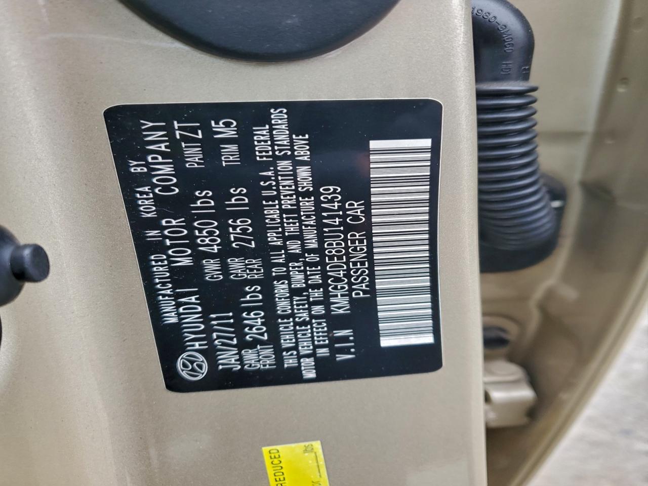 2011 HYUNDAI GENESIS 3.8L photo 12