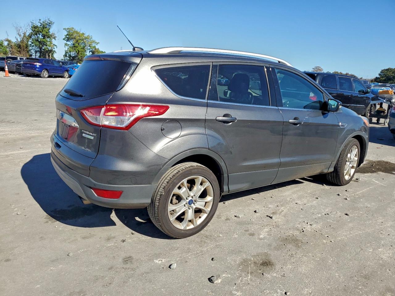 2015 FORD ESCAPE TITANIUM photo 3