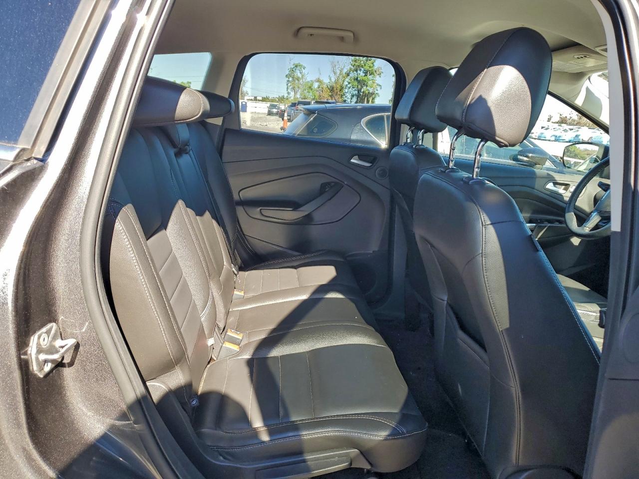 2015 FORD ESCAPE TITANIUM photo 11