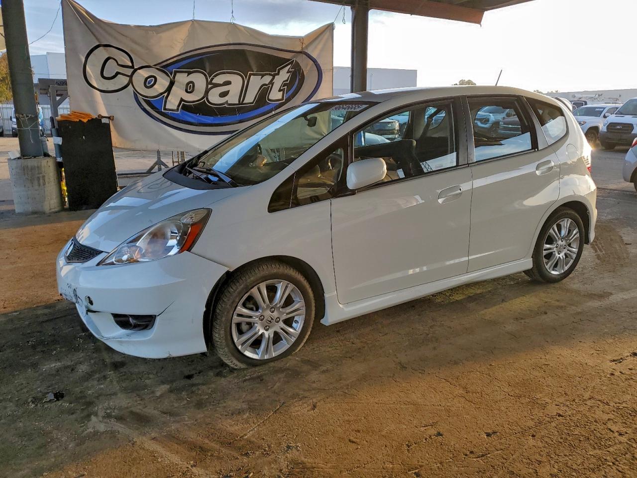 2011 HONDA FIT