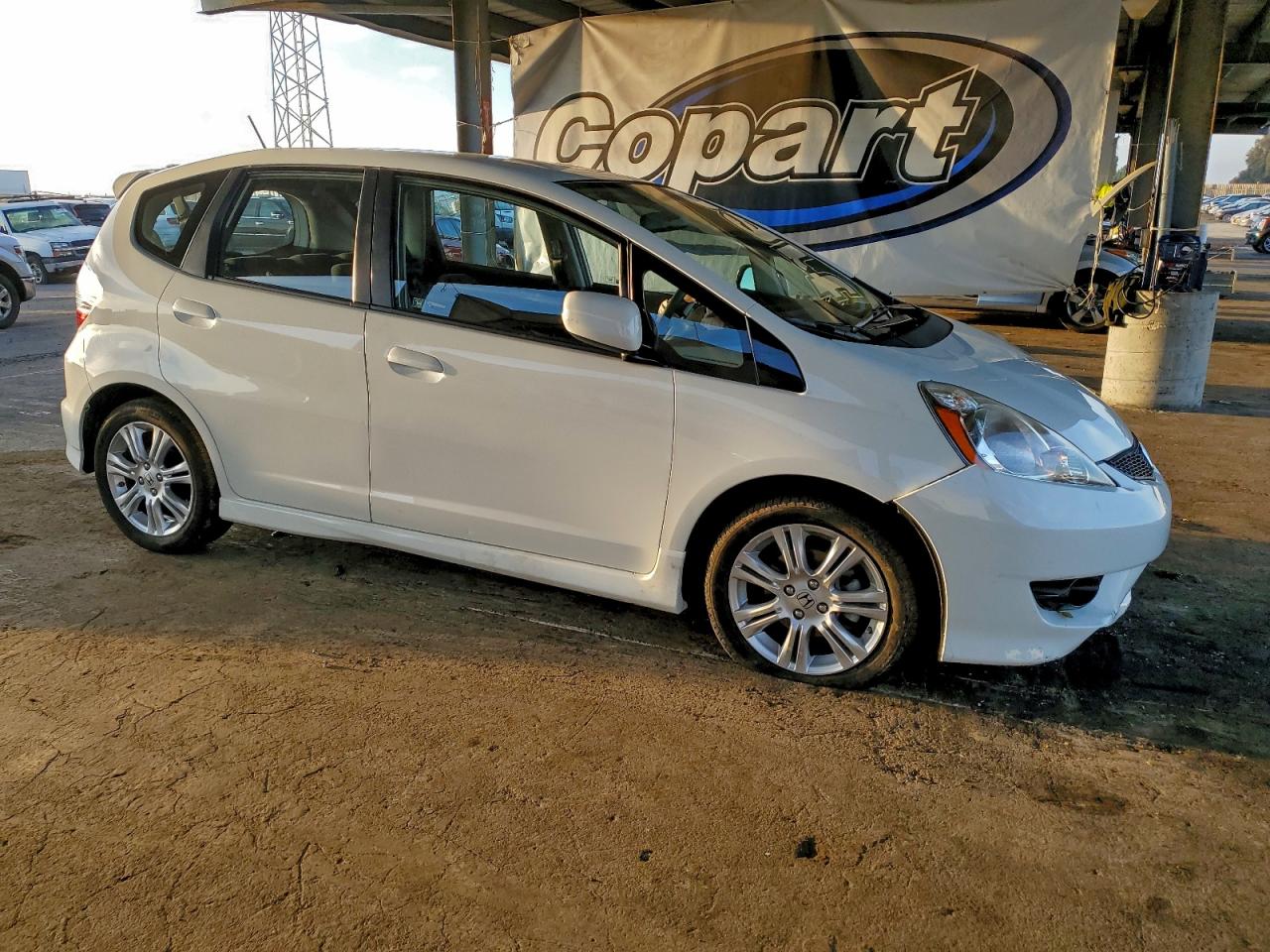 2011 HONDA FIT SPORT photo 4
