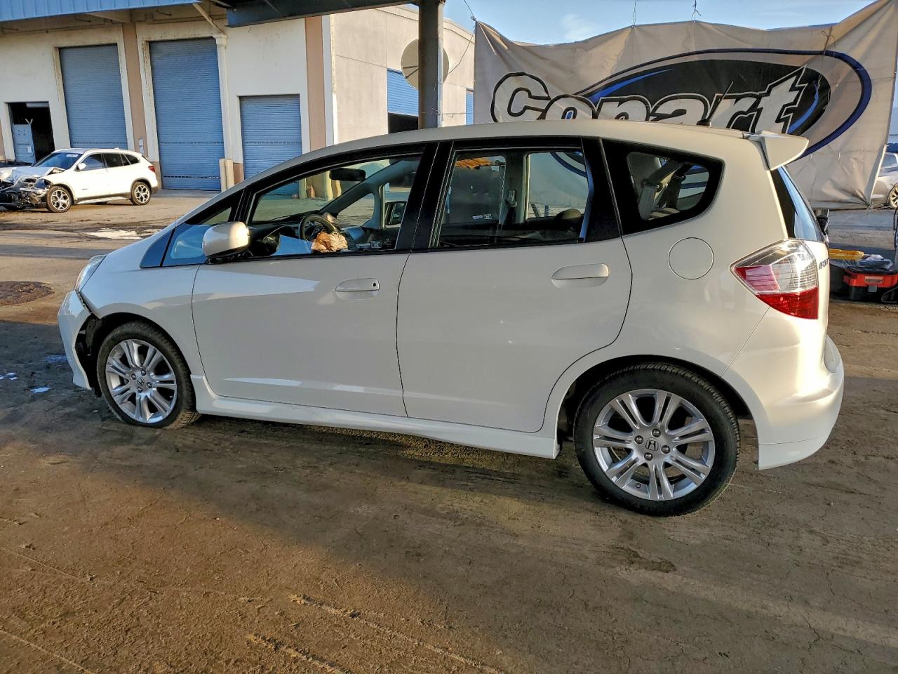 2011 HONDA FIT SPORT photo 2
