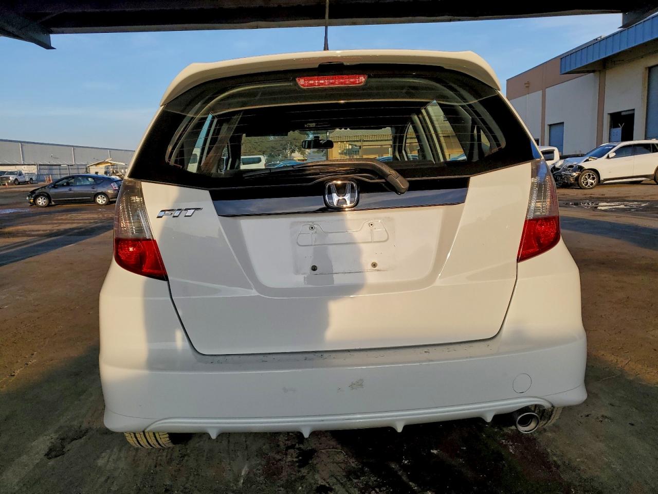 2011 HONDA FIT SPORT photo 6