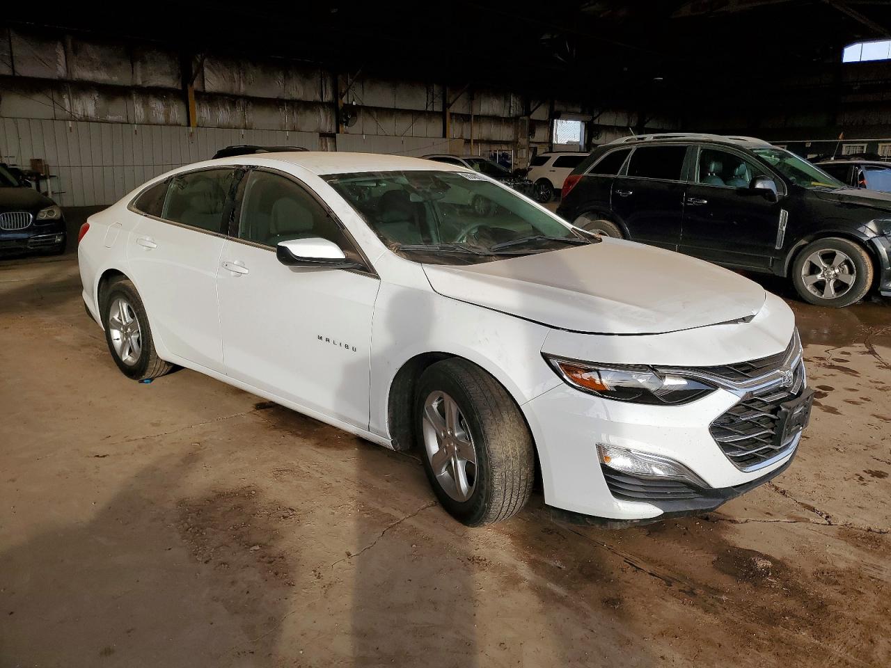 2024 CHEVROLET MALIBU LS photo 4