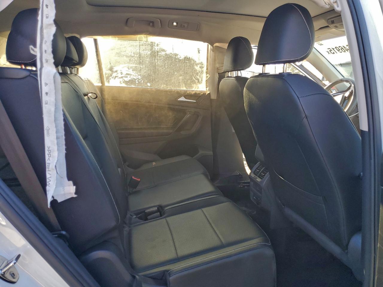 2021 VOLKSWAGEN TIGUAN SE photo 11