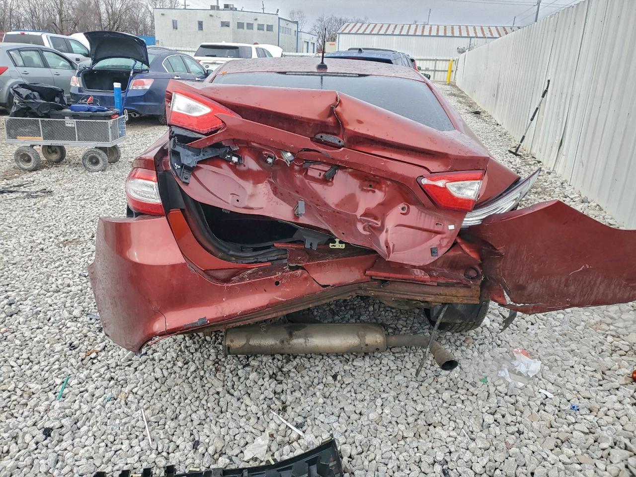 2014 FORD FUSION SE photo 6