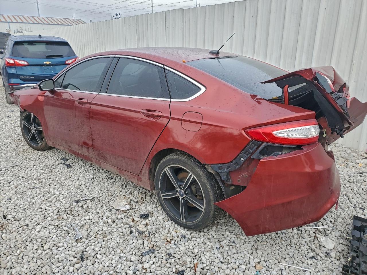 2014 FORD FUSION SE photo 2