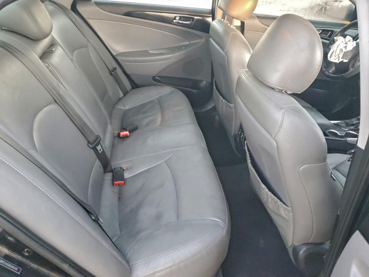 2012 HYUNDAI SONATA SE photo 10