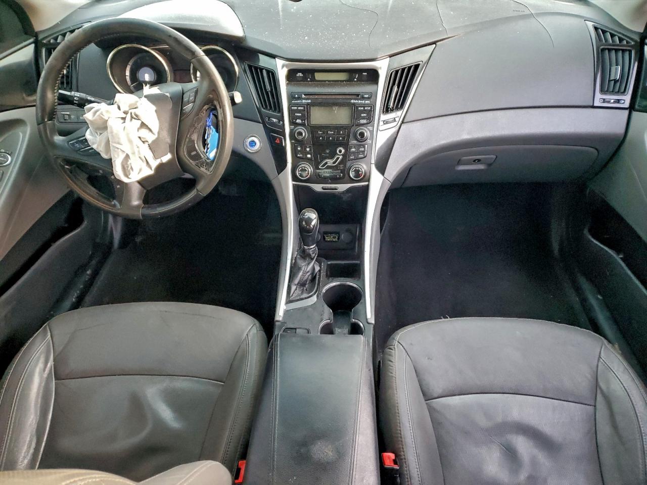 2012 HYUNDAI SONATA SE photo 8