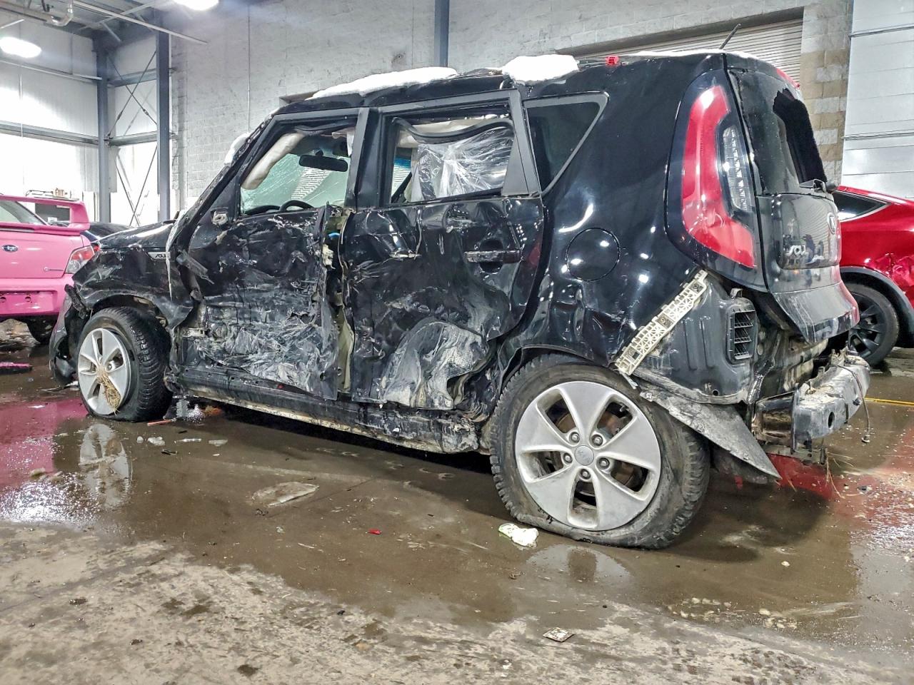2016 KIA SOUL photo 2