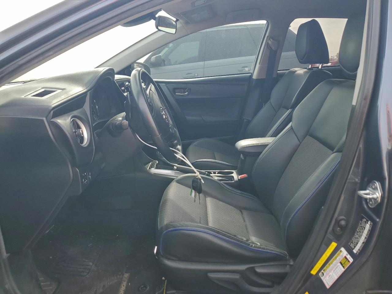 2018 TOYOTA COROLLA L photo 7
