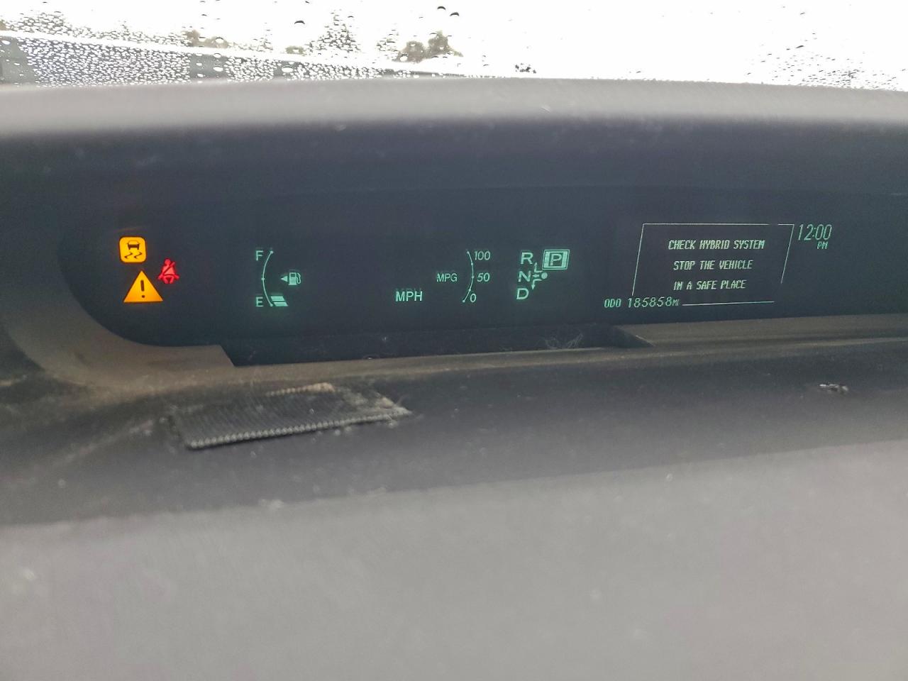 2015 TOYOTA PRIUS photo 9