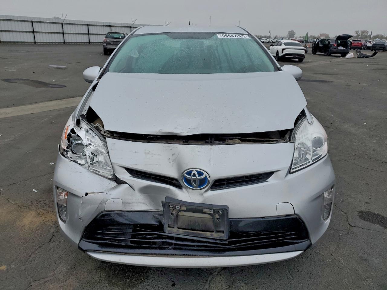 2015 TOYOTA PRIUS photo 5