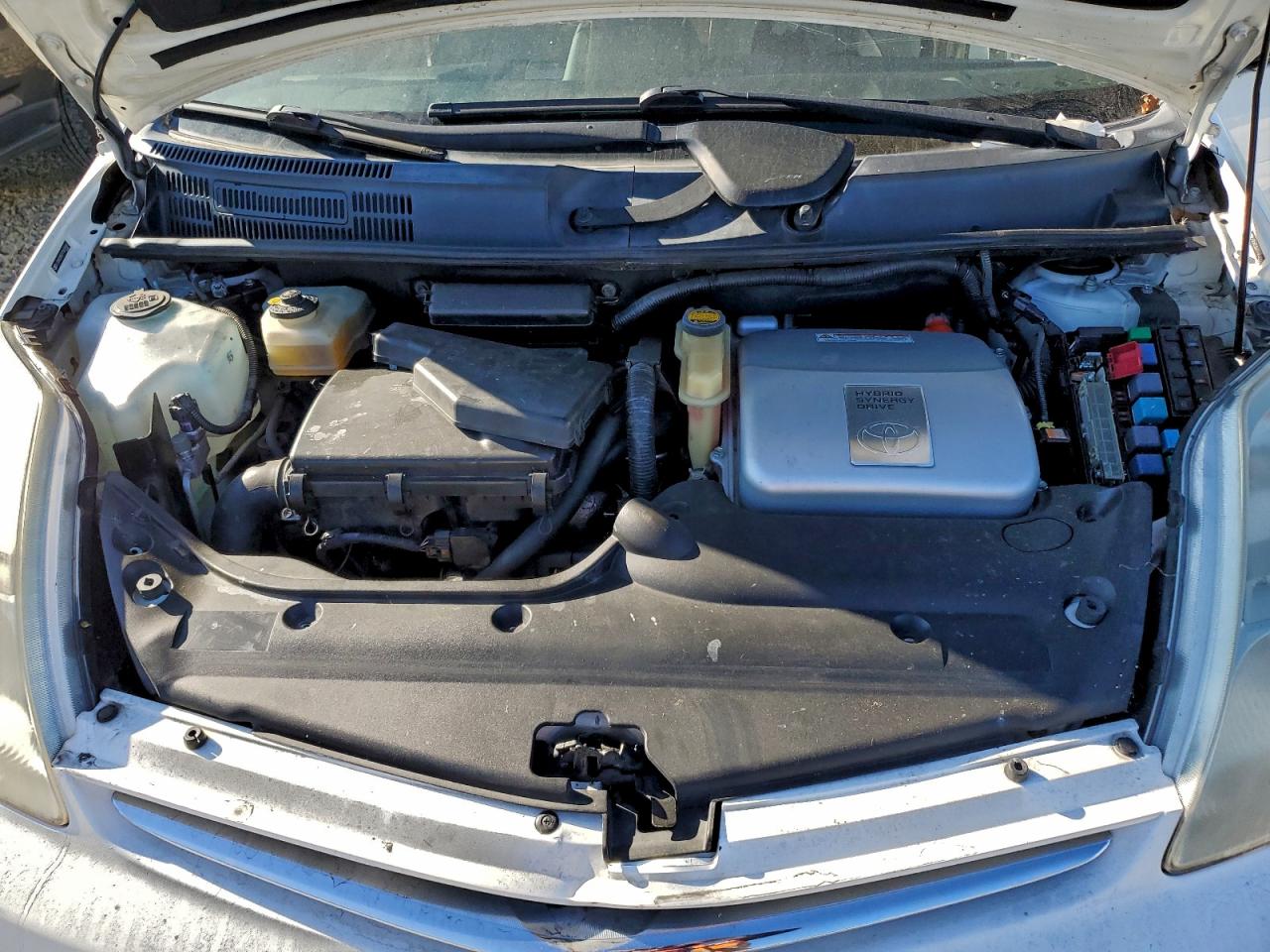2007 TOYOTA PRIUS BASE photo 11