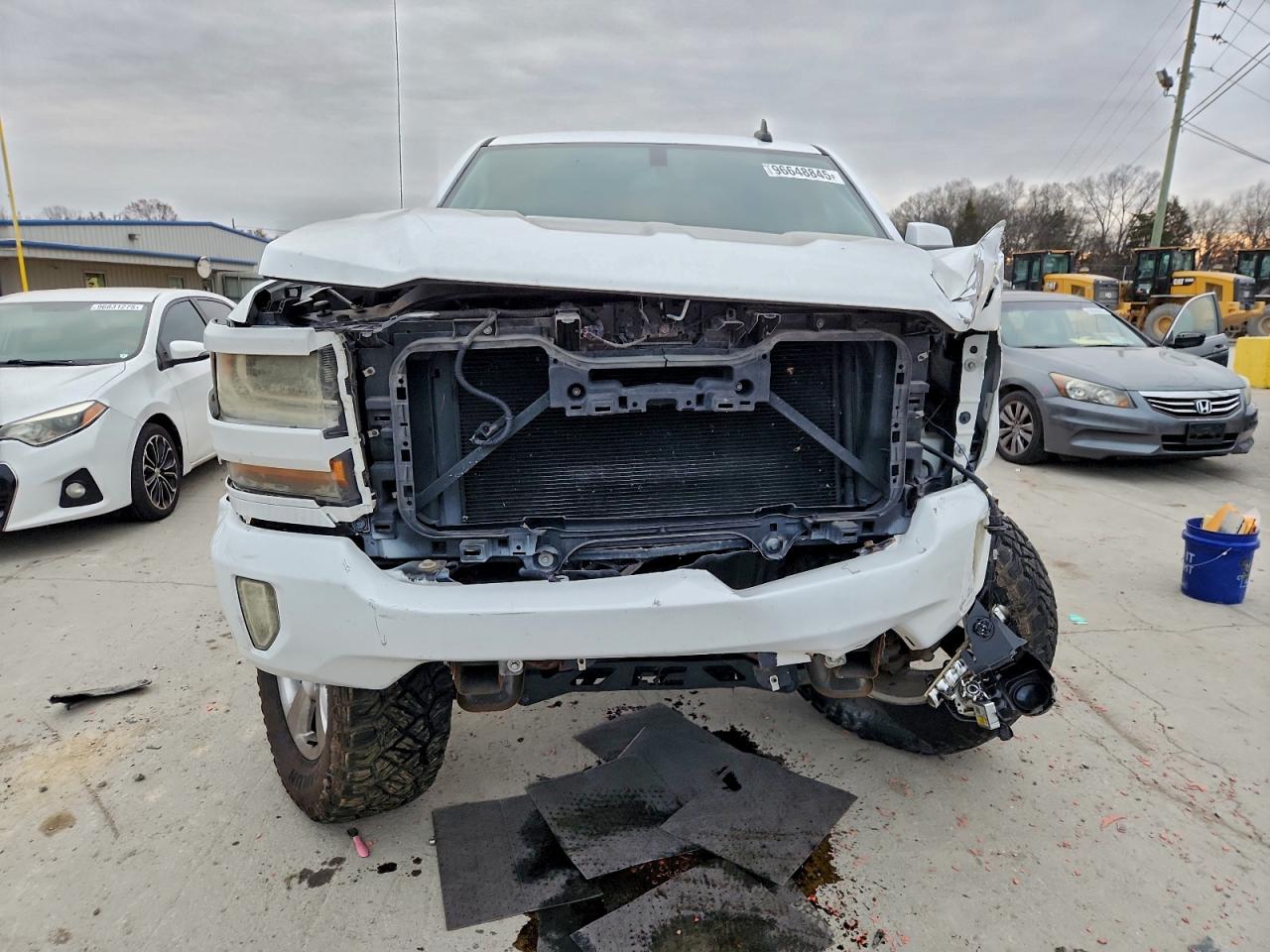 2016 CHEVROLET SILVERADO K1500 LT photo 5