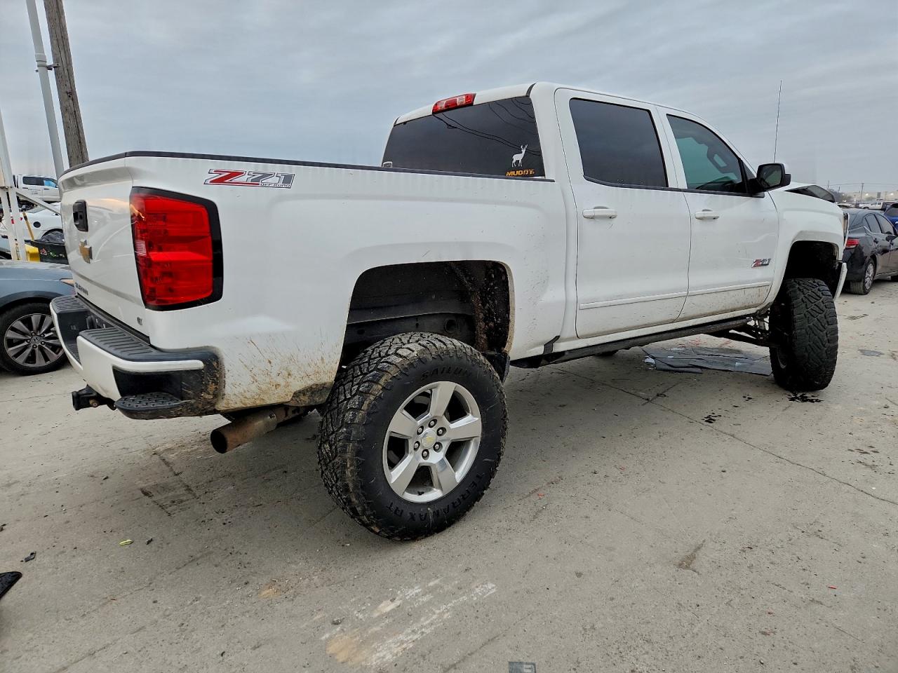 2016 CHEVROLET SILVERADO K1500 LT photo 3