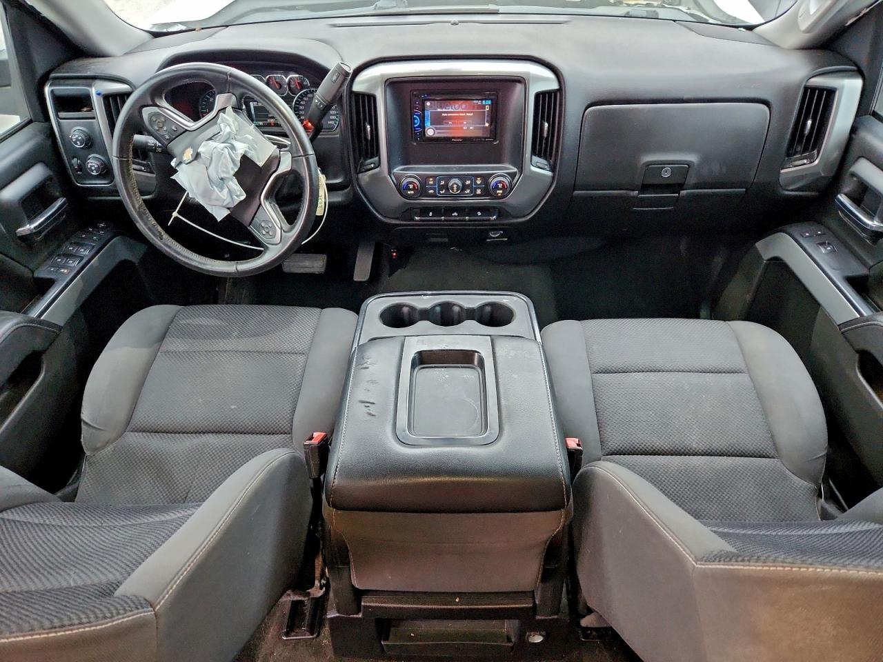 2016 CHEVROLET SILVERADO K1500 LT photo 8