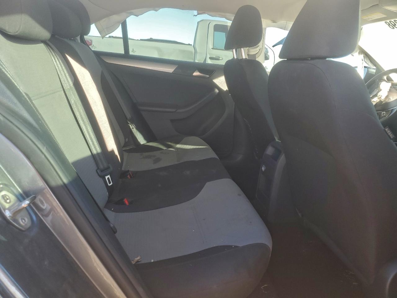 2018 VOLKSWAGEN JETTA S photo 10